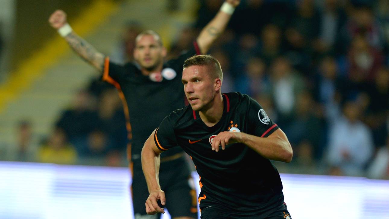 Podolski wie einst Maradona