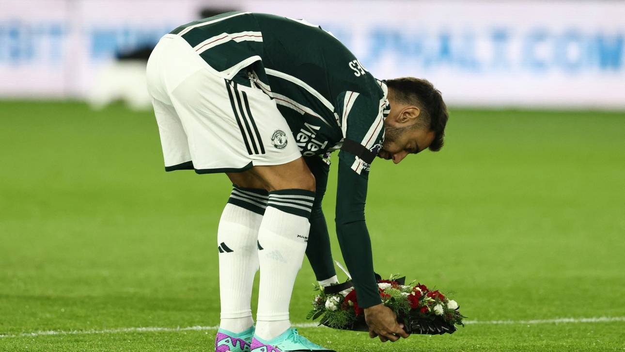 United siegt „für Sir Bobby“