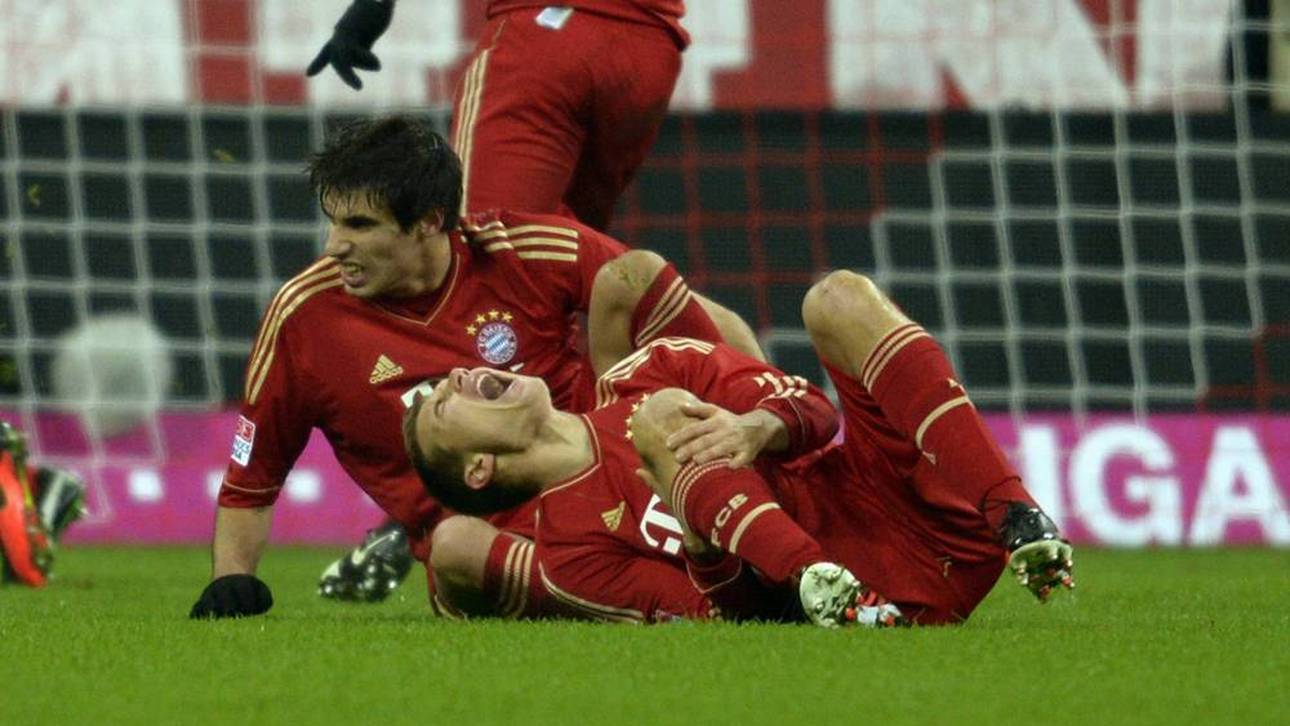 Holger Badstuber verletzte sich nach einem Zusammenprall mit Mario Götze schwer