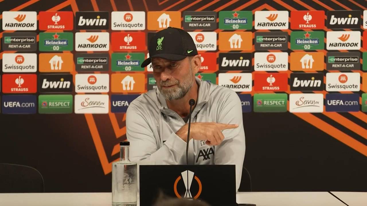 Vor Europa League-Spiel: LFC-Trainer Jürgen Klopp scherzt wegen Virgil van Dijk
