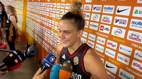 Die deutschen Basketball-Frauen haben zum ersten Mal in der Geschichte das WM-Halbfinale erreicht. Dementsprechend selbstbewusst äußert sich Leonie Fiebich nach dem Spiel.