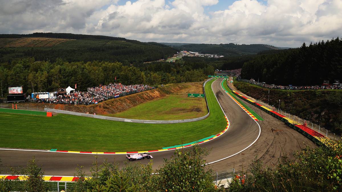 SPA/BELGIEN (Circuit de Spa-Franorchamps), 30. August, 15:10 Uhr: Nach der vierwöchigen Sommerpause wird auf der längsten Strecke der Formel 1 gefahren