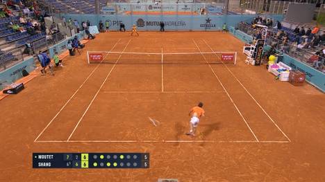 Das Match zwischen Corentin Moutet und Juncheng Shang wird den Zuschauern der Madrid Open wohl noch länger im Gedächtnis bleiben. Vor allem der Franzose stand des Öfteren auf kuriose Art und Weise im Mittelpunkt.