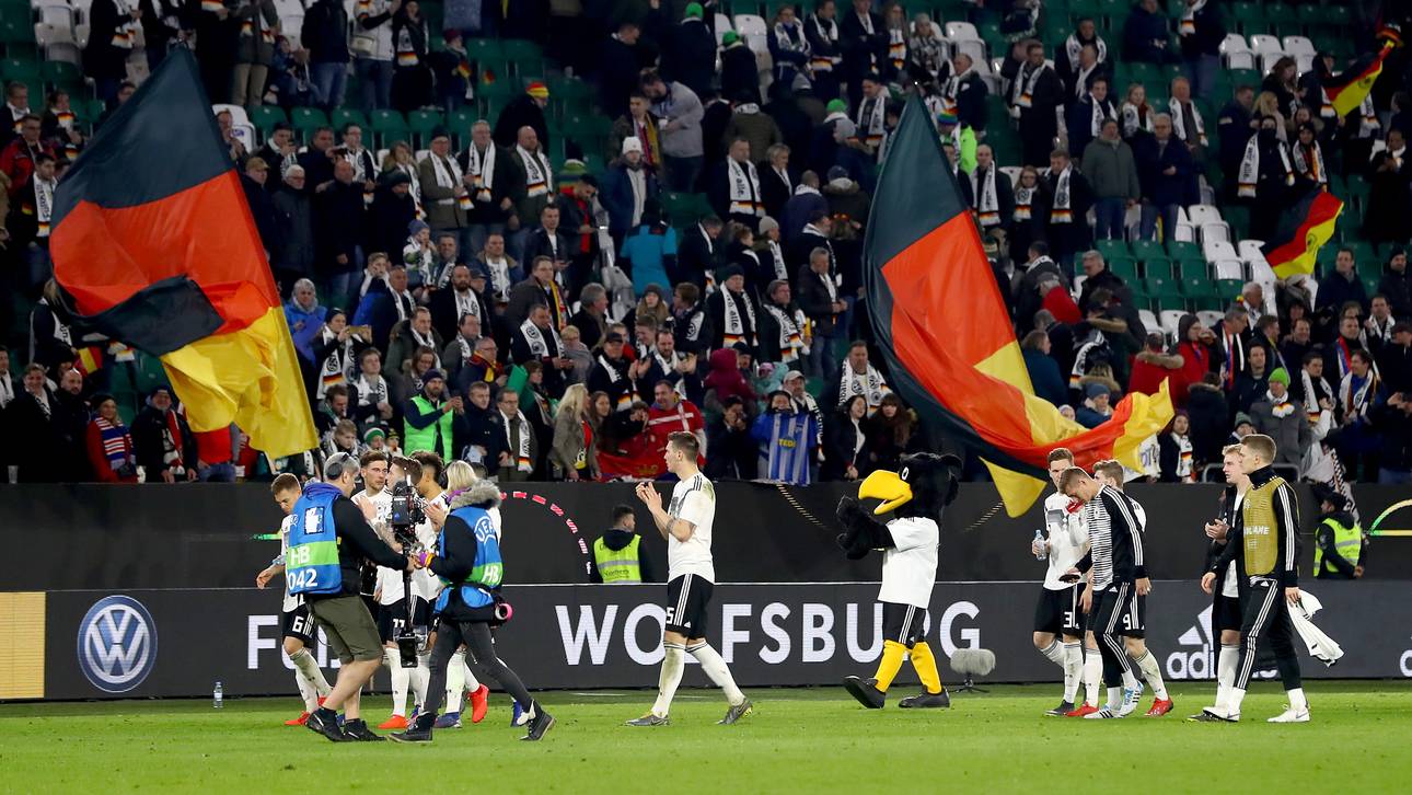 Rassismus-Eklat: Männer stellen sich