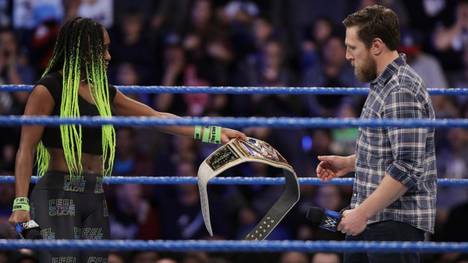 Naomi musste ihren Damen-Titel bei WWE SmackDown Live abtreten