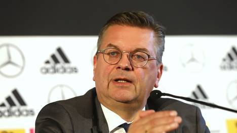 DFB-Boss Reinhard Grindel will den Fall Hüseynow ansprechen