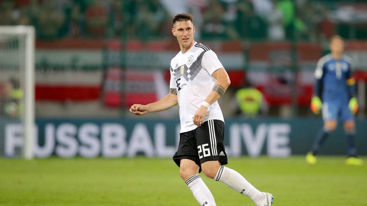 NIKLAS SÜLE (ab 46.): Kam in der Halbzeit für Bayern-Kollege Boateng. Löw brachte ihn also vor Rüdiger. Ein mögliches Zeichen, dass er derzeit Innenverteidiger Nummer drei ist. Spielte solide. Rettete stark und mit Tempo bei einem Saudi-Konter (72.). SPORT1-Note: 3