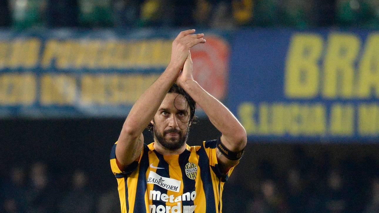 Torjäger Luca Toni sagt Arrivederci