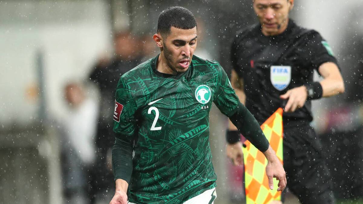 Sultan Al-Ghannam (Saudi-Arabien): Der Rechtsverteidiger von Al-Nassr FC gilt als einer der stärksten Akteure des Außenseiters. 