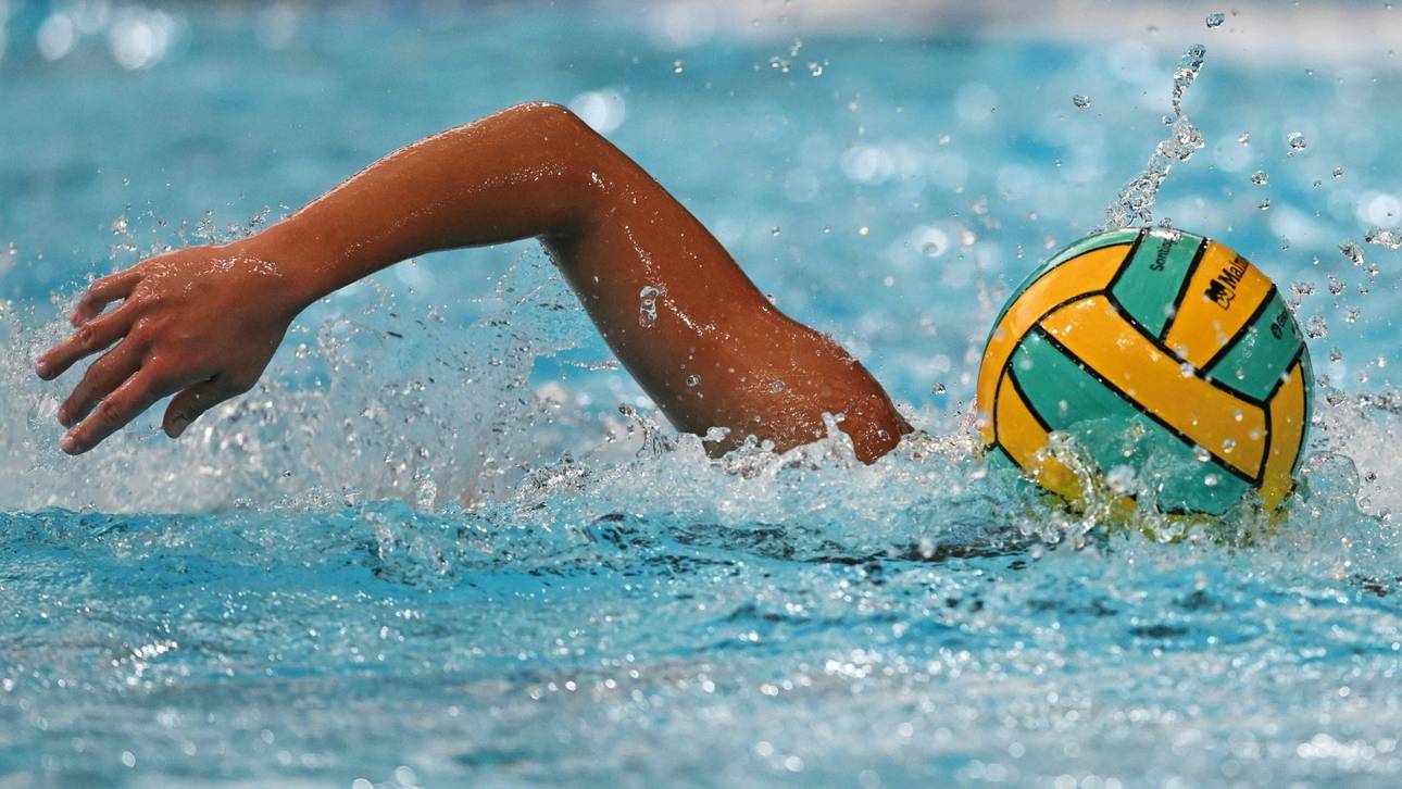 Rückschlag für Wasserballerinnen