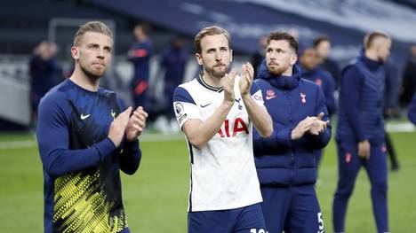 Toby Alderweireld (l.) spielt nicht mehr länger an der Seite von Harry Kane