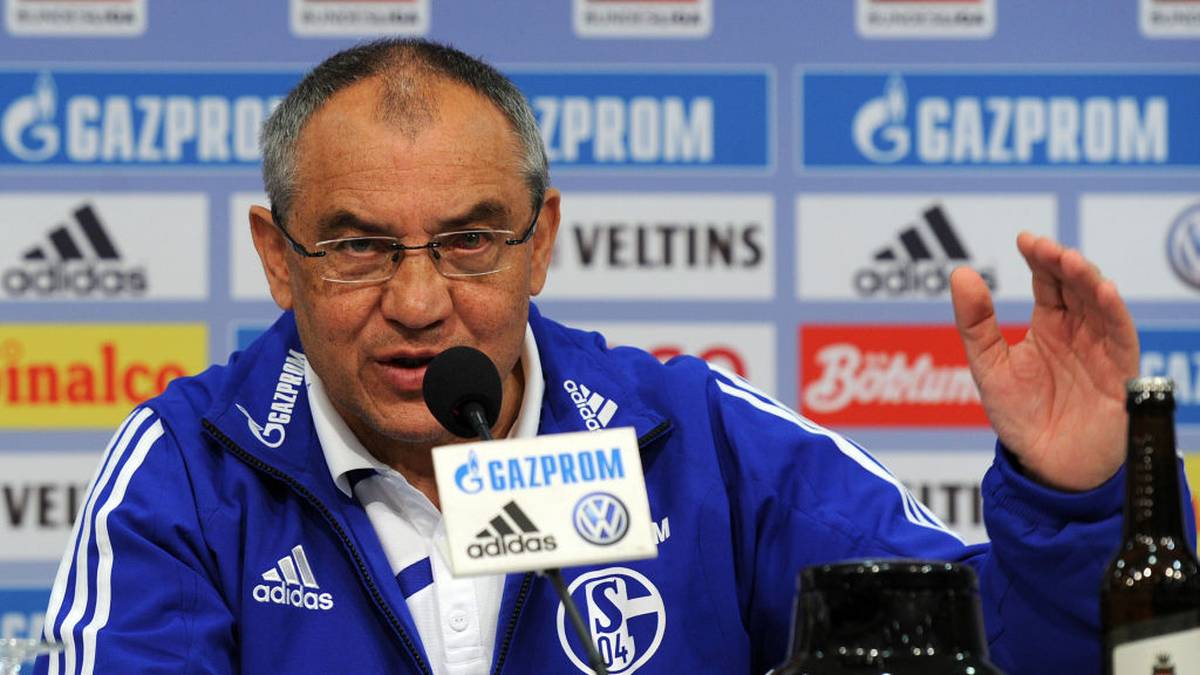 FELIX MAGATH (2 Tage): Am 16. März 2011 muss Magath den Cheftrainersessel bei den Knappen räumen