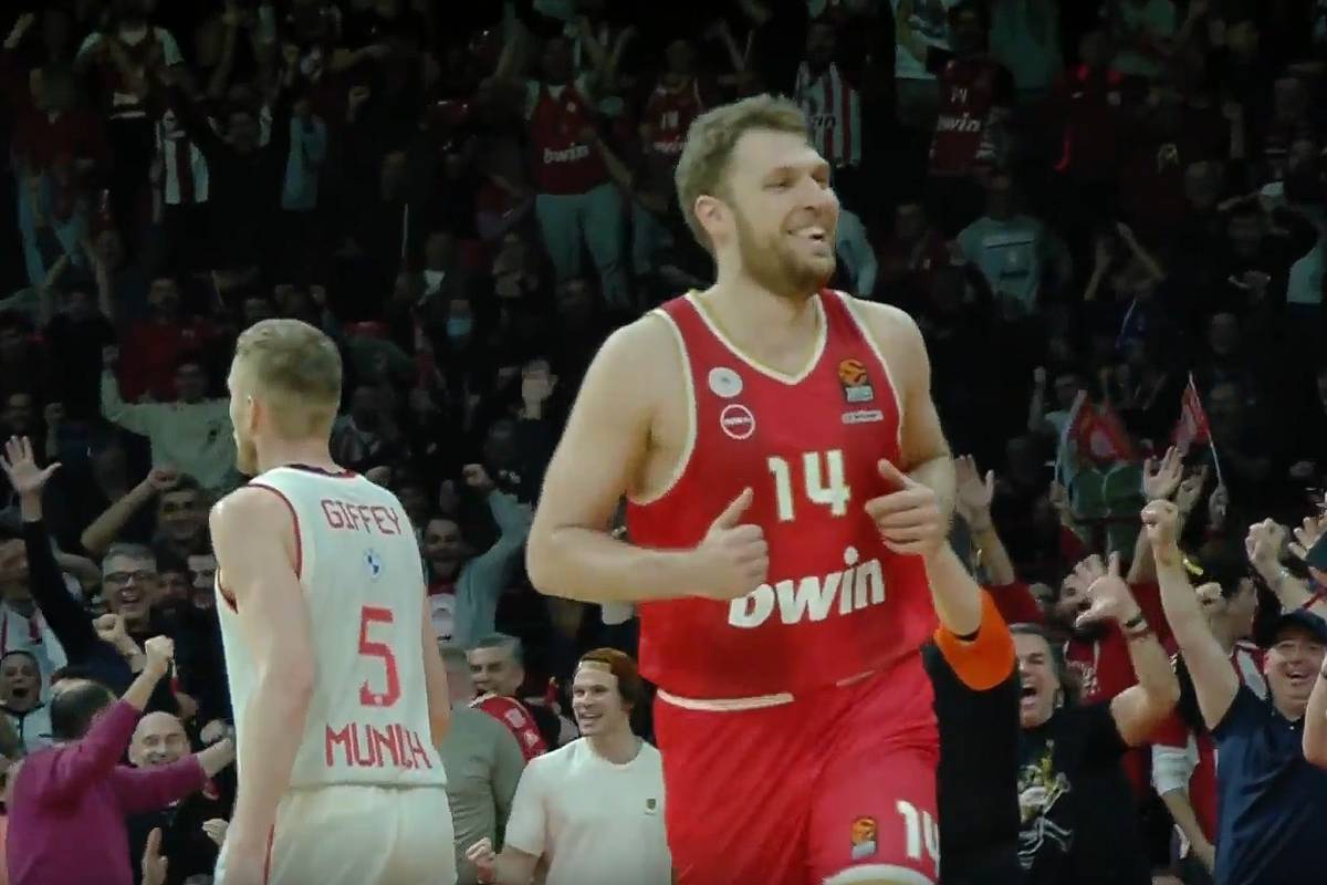 Die Highlights der Partie Olympiakos Piräus - FC Bayern München aus der EuroLeague im Video.