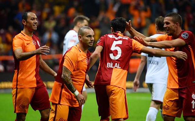 Lukas Podolski Gewinnt Mit Galatasaray Istanbul Gegen Genclerbirligi