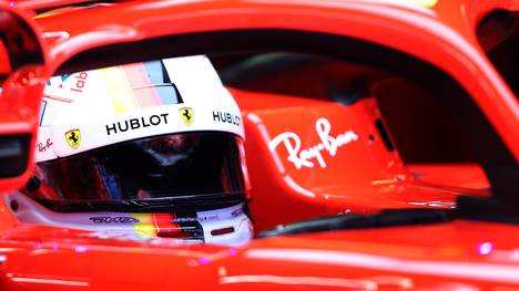 Sebastian Vettel verliert Lewis Hamilton in der WM-Wertung langsam aus den Augen
