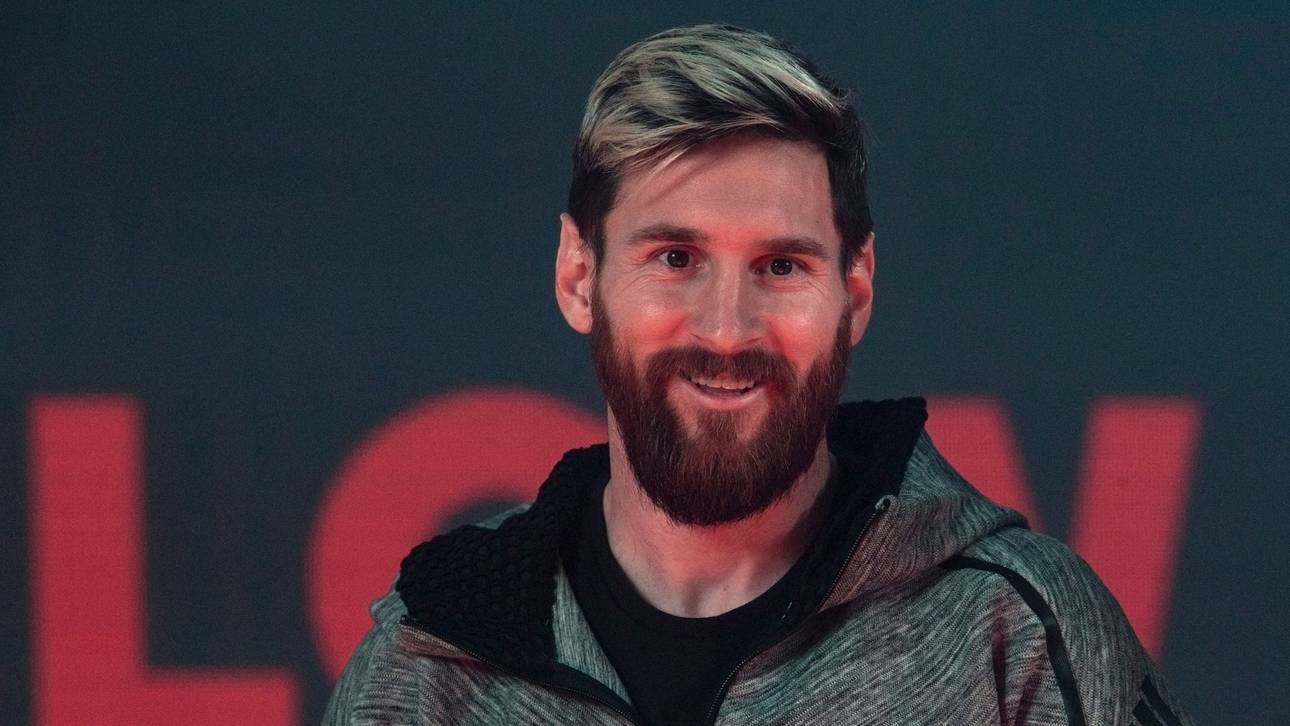 Messi trifft Plastiktüten-Fan