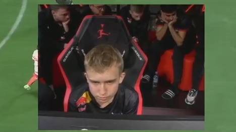 Beim Finale der Virtual Bundesliga setzte sich der Favorit trotz Startschwierigkeiten durch. Ein Supertalent spielte groß auf.
