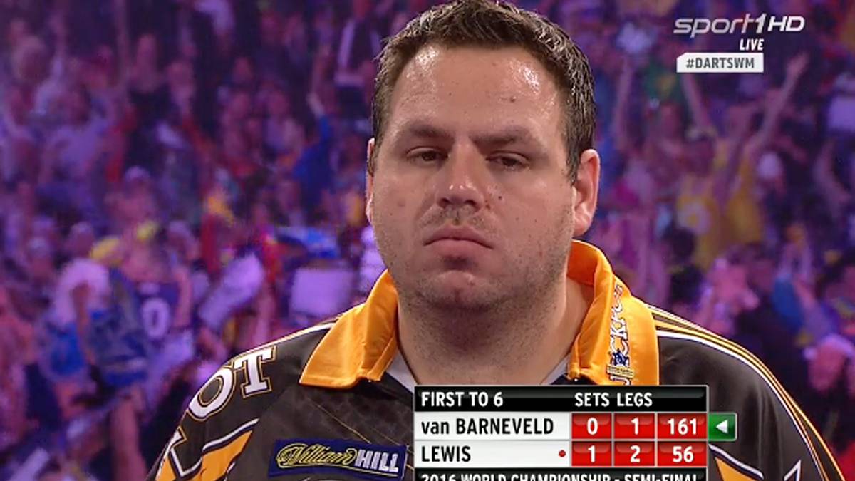 Doch warum schaut auch Lewis so traurig drein? Der Engländer hat doch allen Grund zur Freude. Auch der zweite Satz geht an ihn