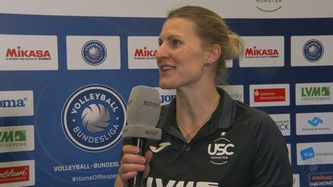Der USC Münster steht im Pokalhalbfinale gegen Stuttgart als klarer Außenseiter da. Wenige Tage vor dem Spiel präsentiert sich USC-Coach Lisa Thomsen aber motiviert und sendet eine Spitze Richtung Stuttgart.