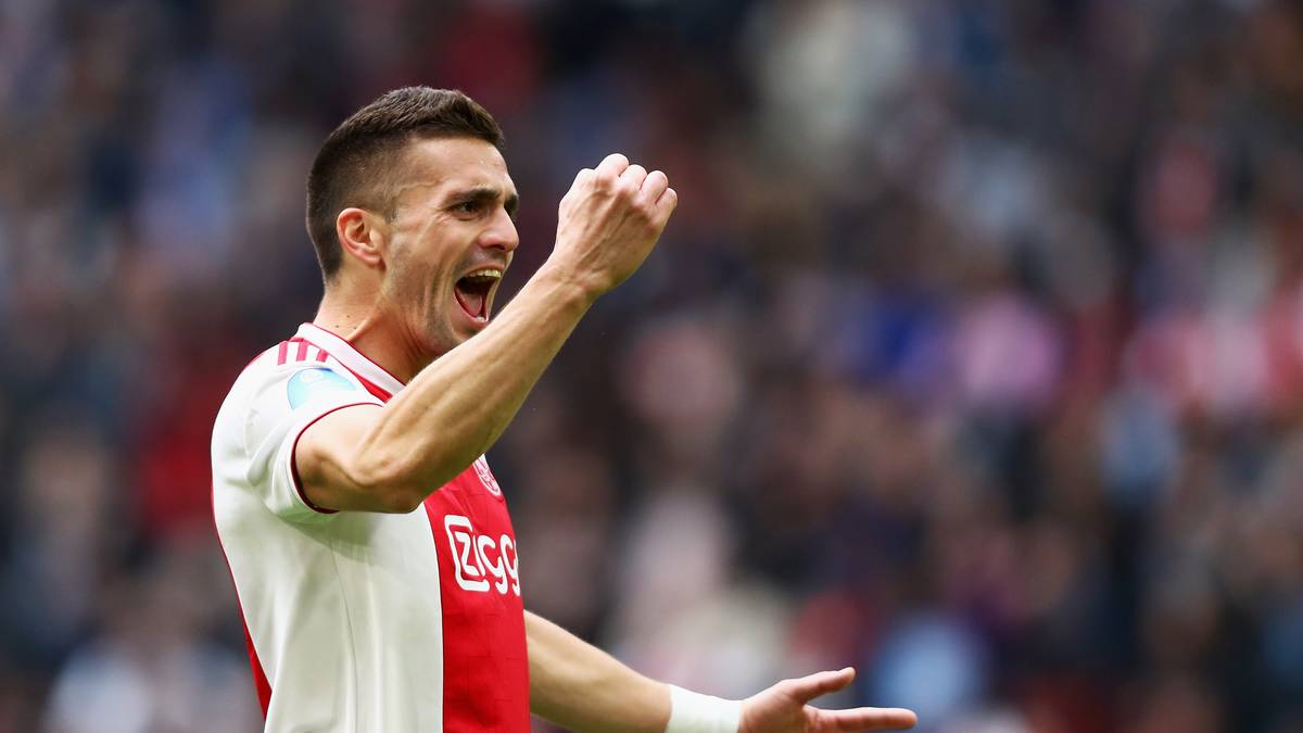PLATZ 12: Dusan Tadic (Ajax Amsterdam, Niederlande) mit 42 Punkten (28 Tore)