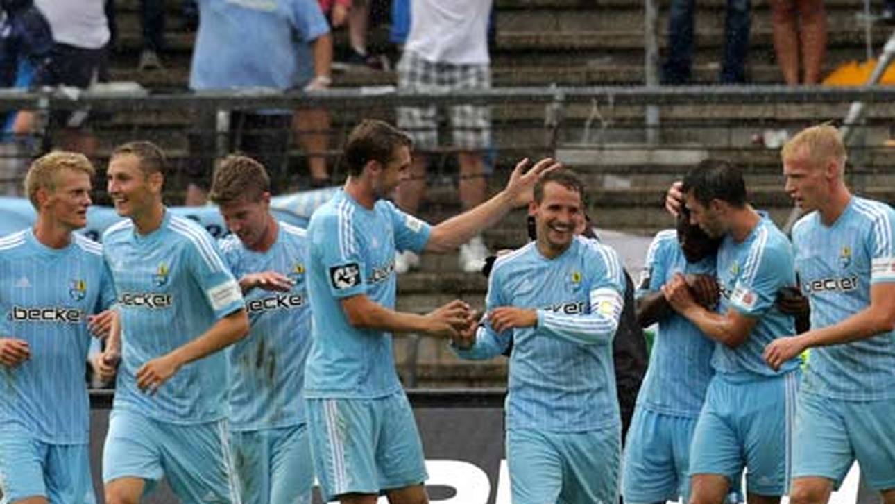 Chemnitz vorn, Dresden gewinnt in Wehen