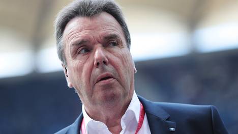 Heribert Bruchhagens Vertrag als Vorstandsvorsitzender des Hamburger SV läuft bis Sommer 2019