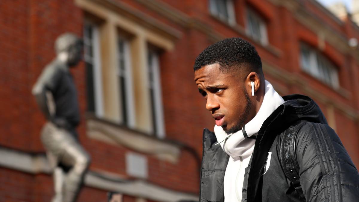 Vergleiche mit Gareth Bale begleiten ihn regelmäßig, aber noch geht ihm die Torgefahr des Walisers ab. Dennoch gibt es zahlreiche Interessenten - vor allem aus England - für Sessegnon. Sollte Fulham absteigen, wird er seinem Jugendklub mit großer Wahrscheinlichkeit den Rücken kehren