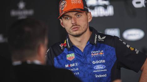 Max Verstappen hat allen Wechselgerüchten ein Ende bereitet und seine Verlängerung bei Red Bull in der Formel 1 verkündet.