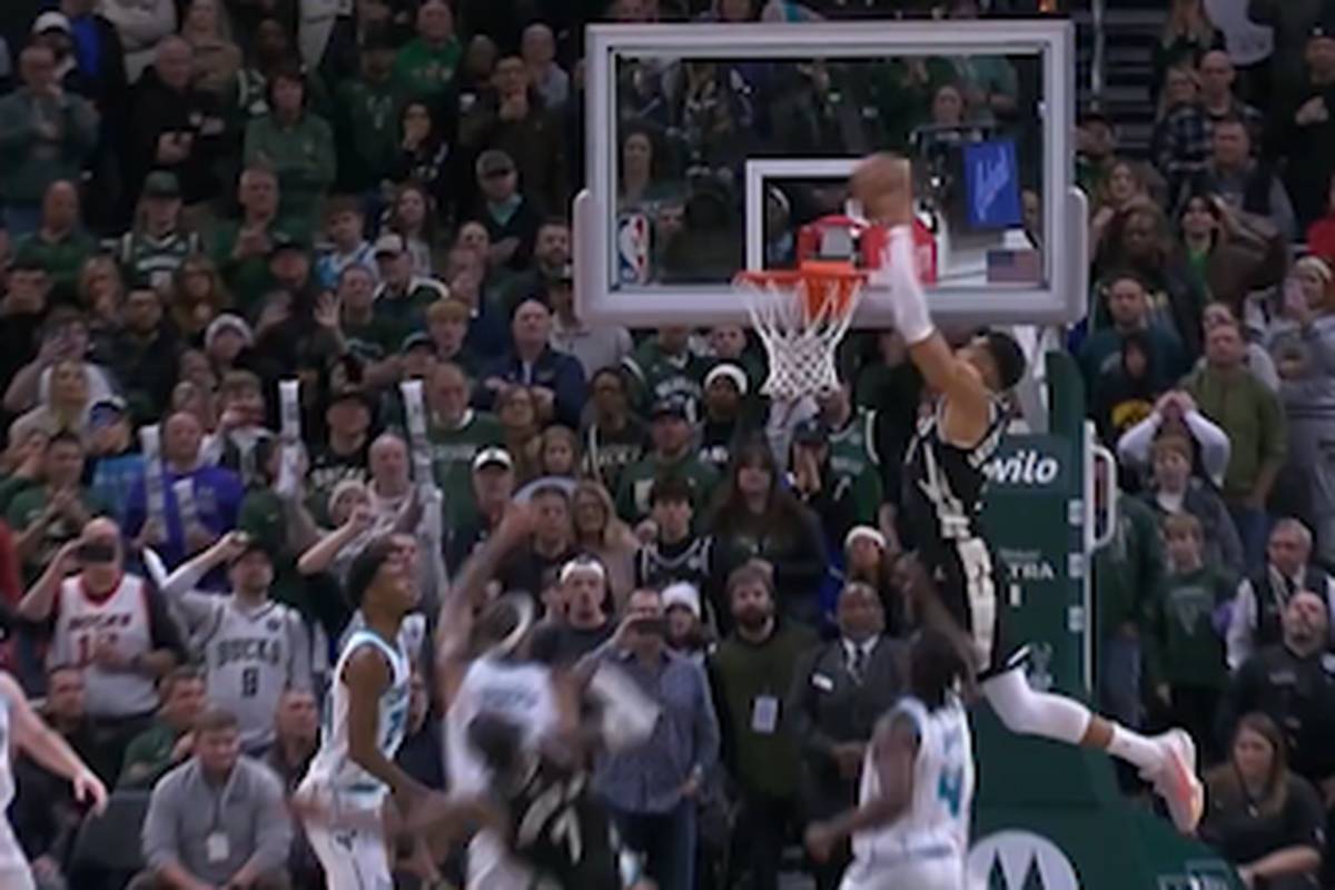Alley-Oop zum Sieg! Giannis trumpft groß auf