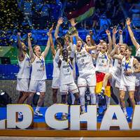 Die Basketball-Weltmeister aus Deutschland bekommen eine Ehrung: Von ihren Sport-Kollegen werden die Champions des DBB-Teams nochmals ausgezeichnet.