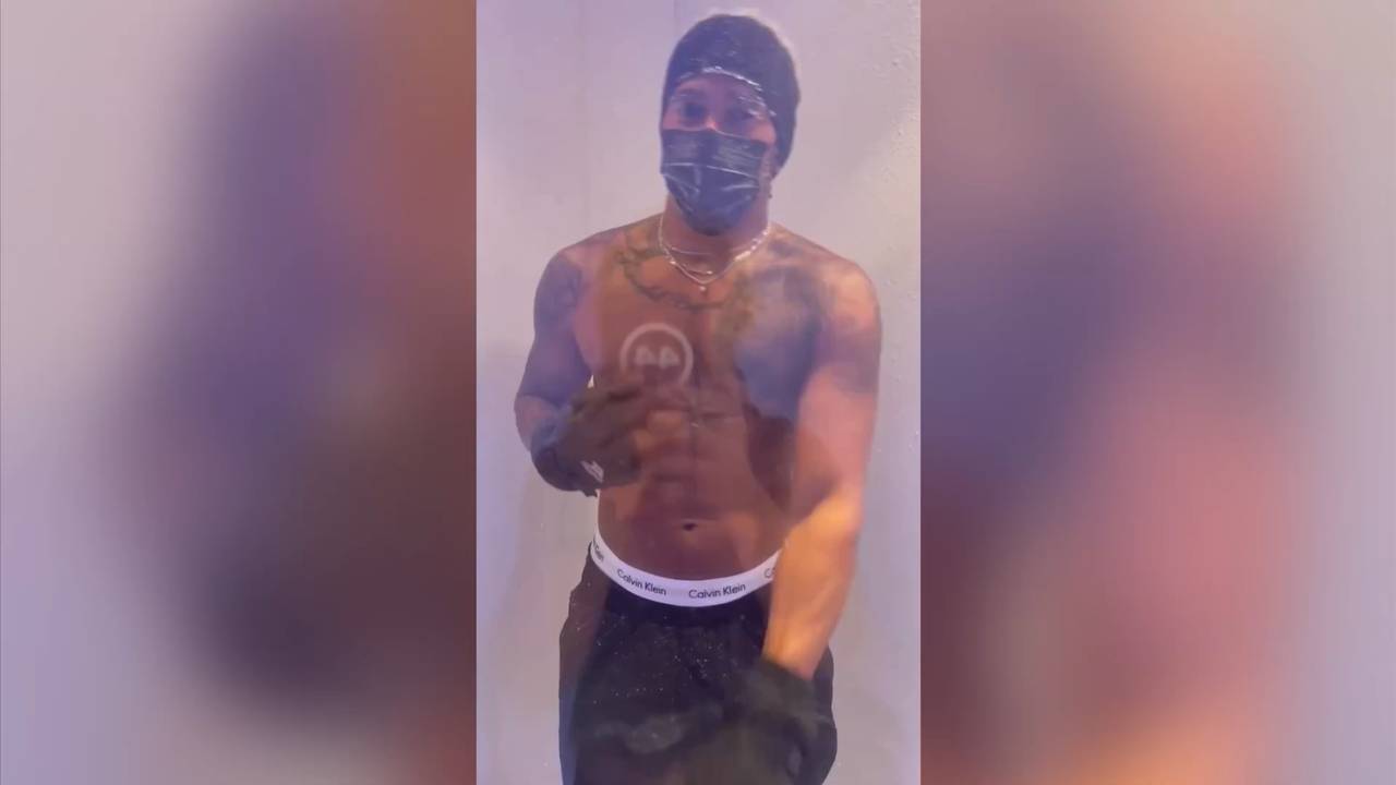 Lewis Hamilton begeistert seine Fans mit dem kältesten Tanz des Jahres