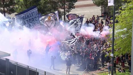 Traditionsklub Girondins Bordeaux gelingt ein Befreiungsschlags im Abstiegskampf der Ligue 1. Vor dem Stadion gab es Unterstützung von hunderten Fans.