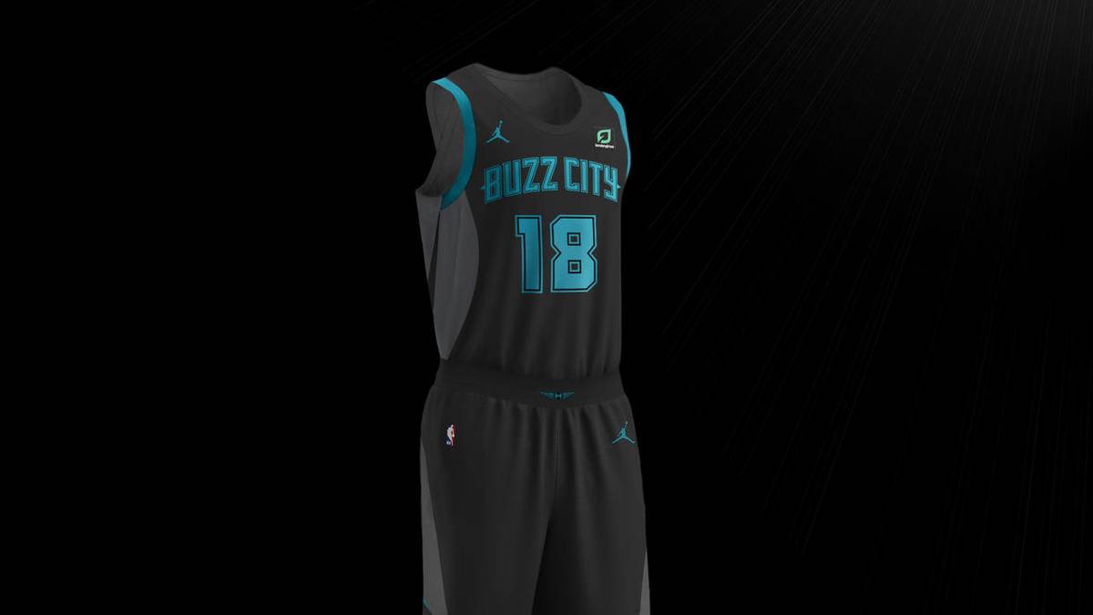 CHARLOTTE HORNETS: Die scharfe Farbpalette des Teams basiert auf den Beiträgen von North Carolina zur Geschichte des Flugzeugflugs