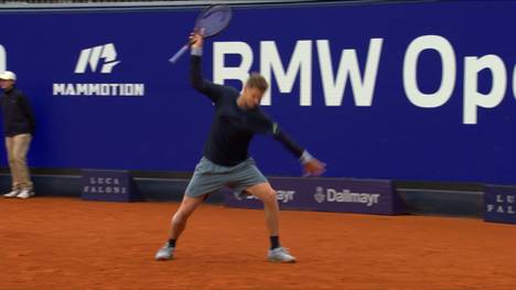 Yannick Hanfmann trifft in der ersten Runde der BMW Open in München auf den Wildcard-Spieler Alexander Blockx aus Belgien und verliert die Nerven.