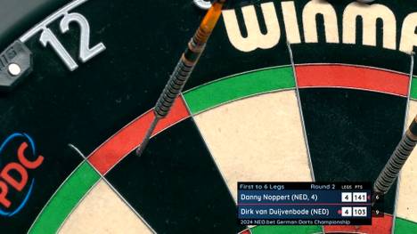 Danny Noppert spielt in der zweiten Runde der German Darts Championship acht perfekte Darts und verpasst den 9-Darter nur um Millimeter.