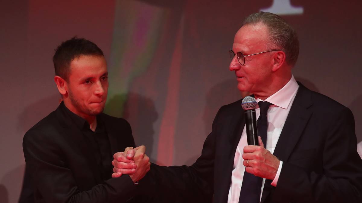 Im Februar beschwert er sich nach einem 1:0-Sieg gegen Hertha öffentlich über zu wenig Einsatzzeit und die Behandlung durch Trainer Niko Kovac, entschuldigt sich aber wenig später. Insgesamt eine ordentliche letzte Saison im Bayern-Trikot. SPORT1-Note: 3,5