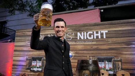 Bei den BMW International Open zeigen sich die Golf-Profis auf der Players Night im P1 ganz traditionell - Dresscode: Lederhosen!
