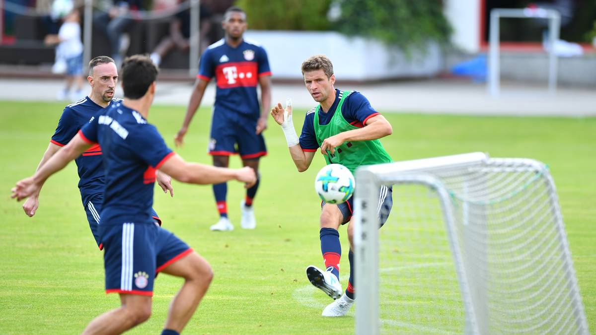 Thomas Müller trifft wieder. Hier im Training...