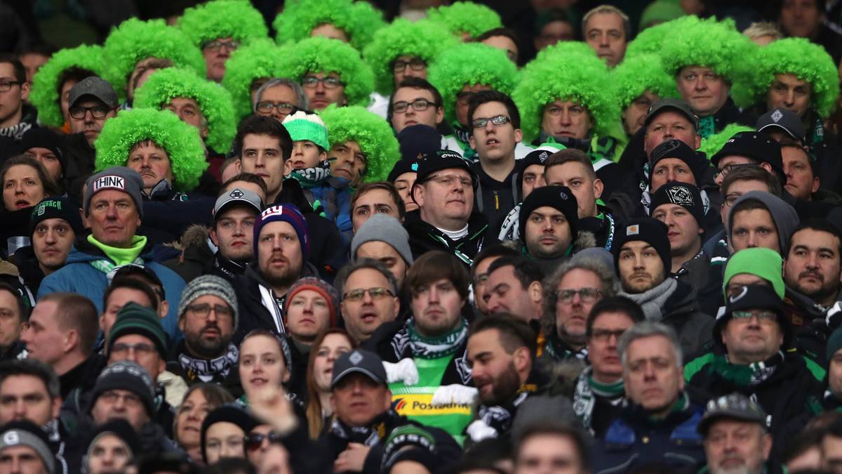 PLATZ 6: BORUSSIA MÖNCHENGLADBACH - Bei Borussia Mönchengladbah halten sich die Dauerkartenpreise noch im Rahmen: 190, 365 und 675 Euro in den einzelnen Abstufungen