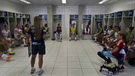 Emily Lima (vorne) wird neue Trainerin ber Brasiliens Fußball-Frauen