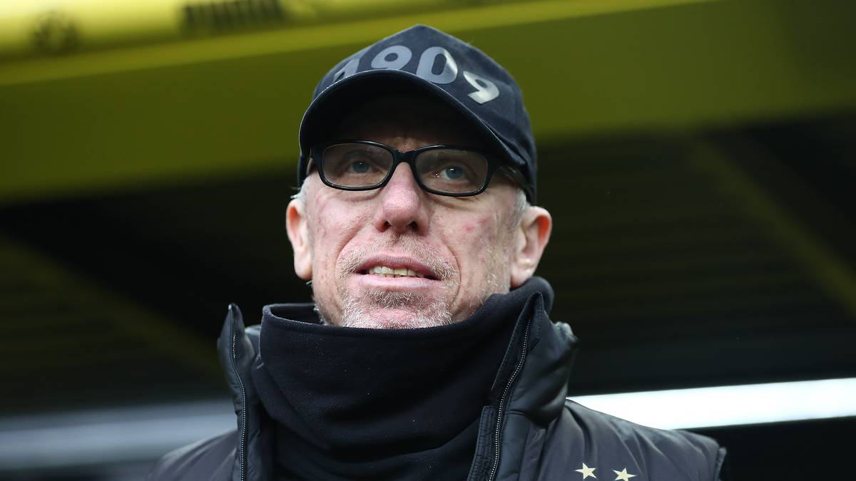 PETER STÖGER VS. MARCO ROSE: Der BVB-Coach ist der letzte Trainer, der in Österreichs Bundesliga den Salzburgern die Meisterschaft entreißen kann. 2013 holt er mit Austria Wien den Titel - vor Vize-Meister RB Salzburg   