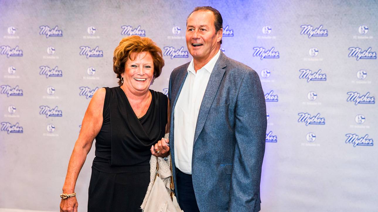 Toos Stevens: „Bin stolz auf Huub“