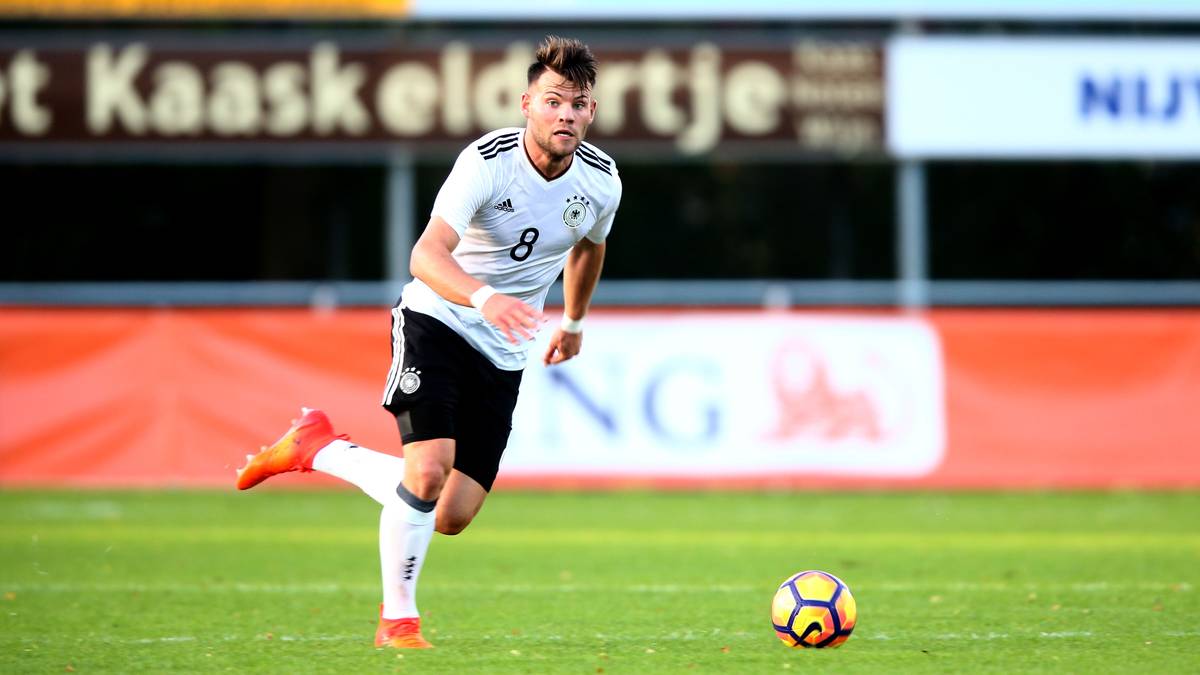 Eduard Löwen (1. FC Nürnberg, 7/1): Hinter dem Neu-Berliner liegt eine enttäuschende Saison und der Abstieg mit Nürnberg; Kuntz schätzt an dem kräftigen Mittelfeldspieler vor allem das Durchsetzungsvermögen