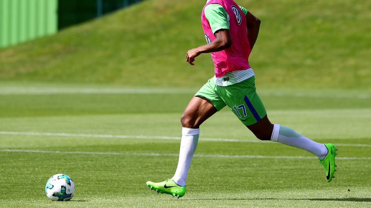 ... Felix Uduokhai (1860 München/1 Million), Kaylen Hinds (FC Arsenal), Gian-Luca Itter (eigene Jugend), Patrick Drewes (Preußen Münster), Francisco Rodríguez (FC Luzern), Leandro Putaro (Arminia Bielefeld), Moritz Sprenger (1.FC Magdeburg), Carlos Ascues (FBC Melgar/alle Leih-Ende), Divock Origi (FC Liverpool, Leihe)