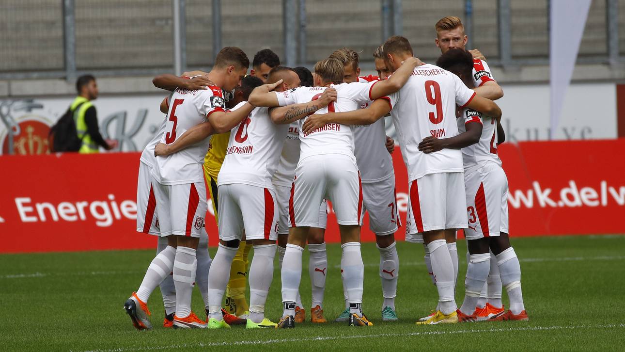 Cottbus fordert den Hallescher FC