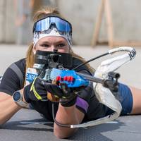 Beim Start in die Vorbereitung begrüßt Andi Birnbacher eine neue Hoffnungsträgerin in seiner Biathlon-Talentschmiede. Ein deutsches Langlauf-Juwel wechselt die Sportart. 