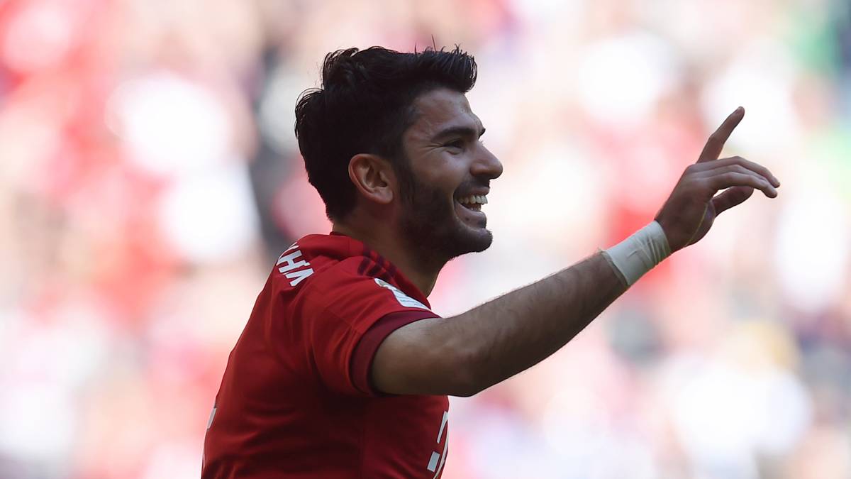 Gelohnt hat sich der Wechsel für beide Parteien aus sportlicher Sicht eher nicht. Tasci absolvierte lediglich drei Bundesligaspiele. Im Sommer 2016 kehrte der Ex-Nationalspieler nach Moskau zurück