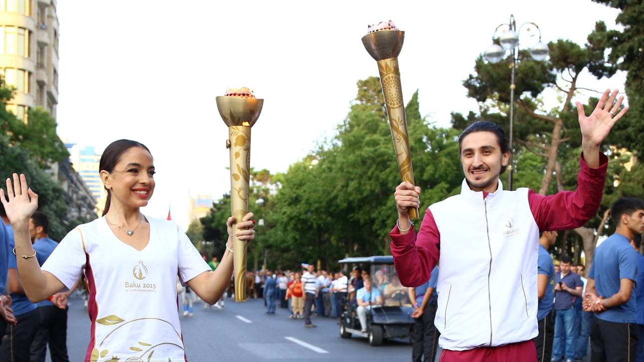 Das Feuer bahnt sich seinen Weg