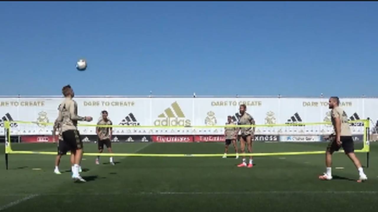 Real Madrid: Toni Kroos & Co. zaubern beim Fußball-Tennis