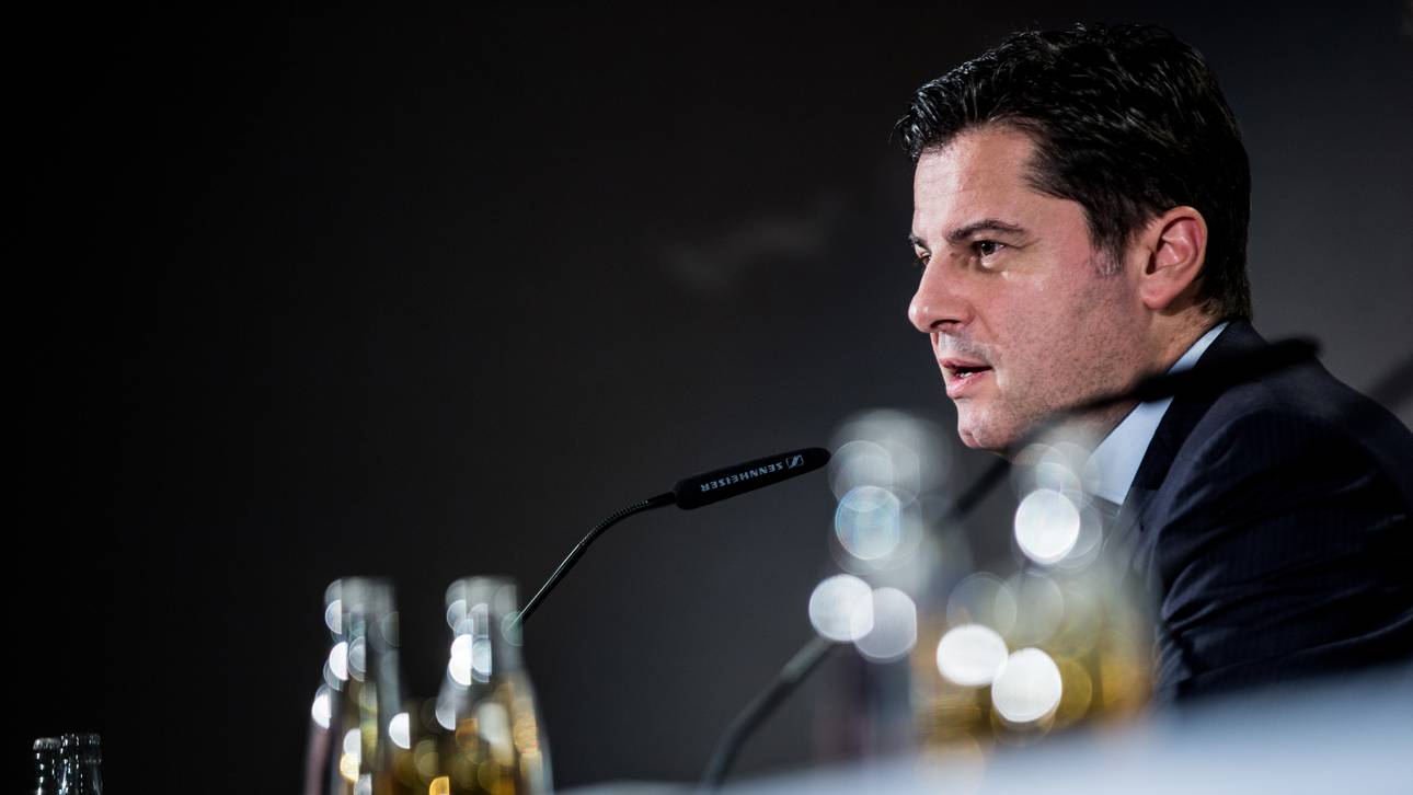 DFB und DFL gegen Mammut-WM